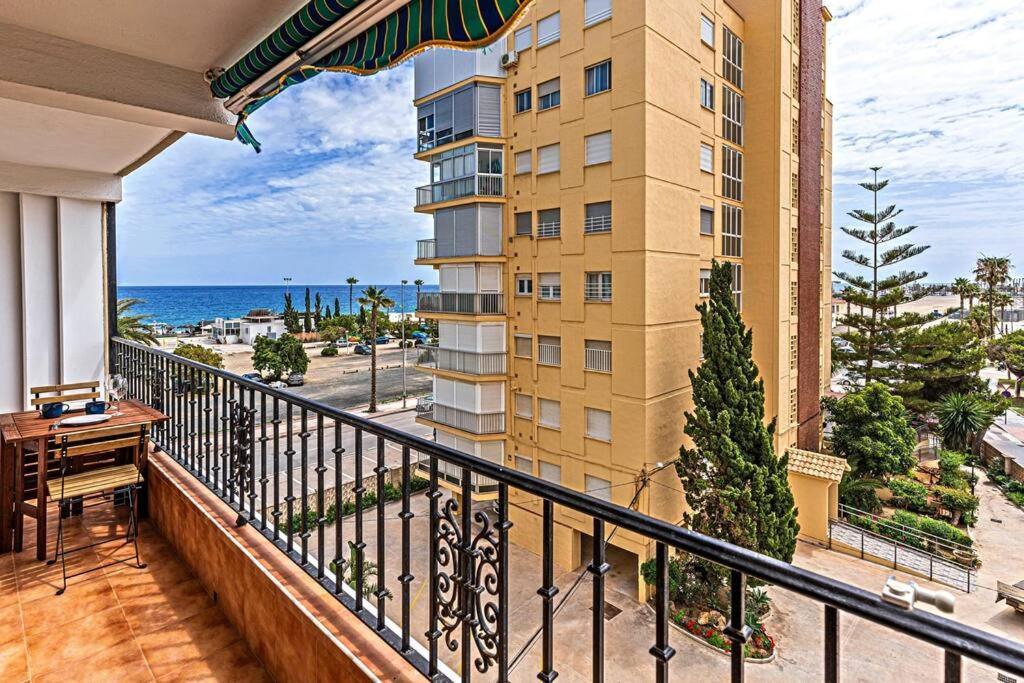 Sea Apartment Torre Del Mar Exterior foto